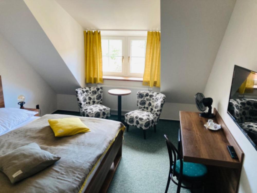 Valašský Hotel a Pivní lázně OGAR Luhačovice Esterno foto